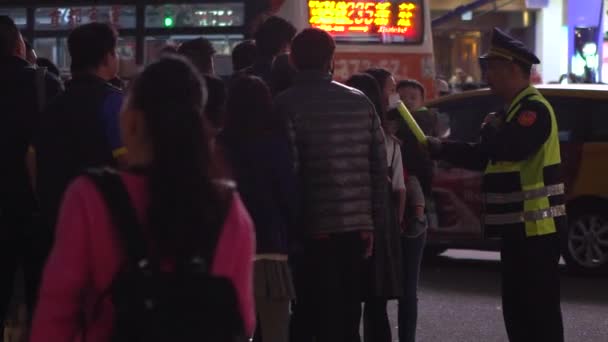 Taipei Taiwan February 2017 Slow Motion Sidewalk View Walking Crowd — Stock Video