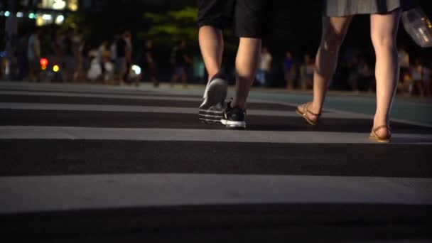 Taipei Taiwan Août 2017 Foule Piétons Traversant Rue Carrefour Animé — Video