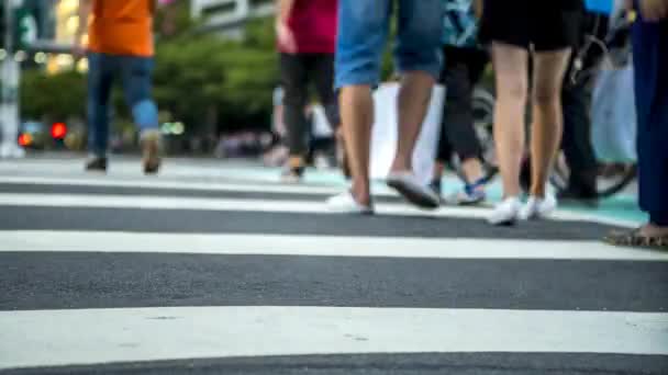 Taipei Taiwán Agosto 2017 Timelapsed Crowd Peestrian Crossing Busy Intersection — Vídeos de Stock