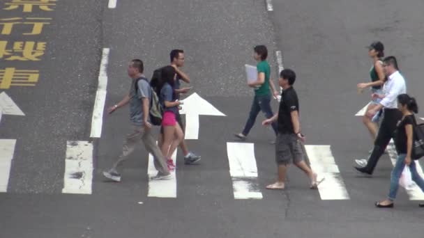 Taipei Taiwan Junho 2016 Empresários Asiáticos Turistas Caminham Através Rua — Vídeo de Stock