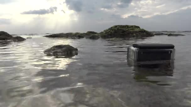 Nova Câmera Ação Prova Água Disparando Uma Timelapse Uma Bela — Vídeo de Stock