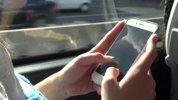 Mujer Asiática Viajando Autobús España Buen Momento Para Hacer Poco — Vídeos de Stock