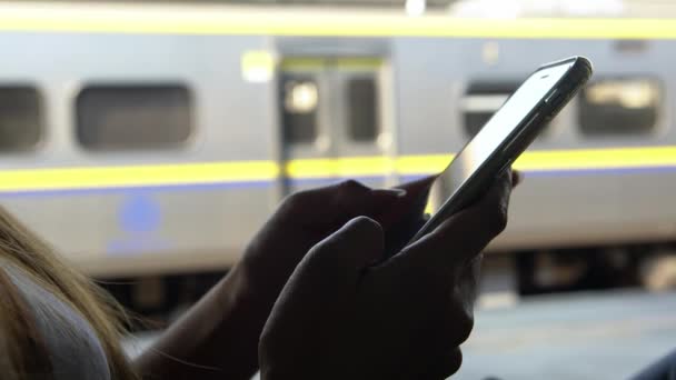 Close Tourist Asian Woman Holding Typing Mobile Phone Subway Platform — Stock Video