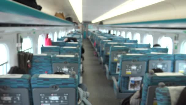 Homme Utilisant Smartphone Dans Train Pour Faire Une Image Voyage — Video