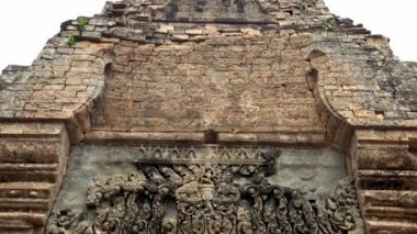 4K, Pre Rup Prasat Angkor Wat 'ta eski bir Hindu tapınağıdır. Siyam Reap 'teki arkeolojik tapınaklar, Kamboçya' nın tarihi bölgesi. Doğu Baray, Khmer İmparatorluğu 'nun mirası olan kumtaşı tarafından inşa edildi.