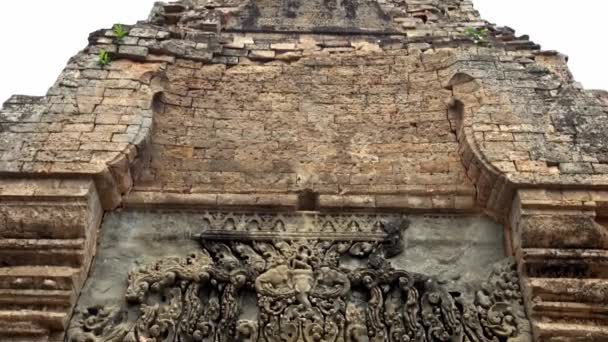 Prerup Prasatは アンコールワットの古代ヒンズー教の寺院です カンボジアの歴史地区 サイアム リアップにある考古学寺院 東バライは クメール帝国の遺産である砂岩によって建てられました — ストック動画