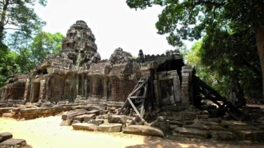 4K, Ta Som Antik Kamboçya mimarisi ve Siem Reap 'te Khmer İmparatorluğu mirası ile Angkor wat kompleksinde küçük bir tapınaktır. Arkeolojik tapınaklar. Asya 'nın popüler bir turistik merkezi.