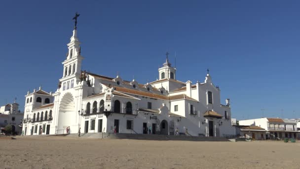 Huelva Spain Червня 2015 People Hermitage Rocio Церква Домом Діви — стокове відео