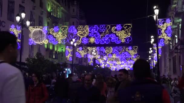 Sevilla España Diciembre 2016 Hermosas Luces Navidad Decoraciones Calle Fiesta — Vídeo de stock