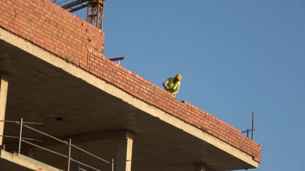 Sevilla Spanje Januari 2019 Metselaar Cement Metselwerk Bouw Laagbouwer Nieuwbouw — Stockvideo