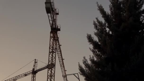 Sevilla Spanje Januari 2019 Huis Aanbouw Met Industriële Torenkranen Bouwkraan — Stockvideo