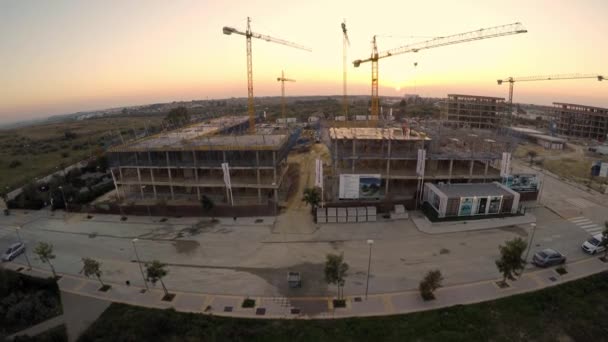 Aerial Drone Střílel Nad Novou Budovou Výstavbě Západem Slunce Krásný — Stock video