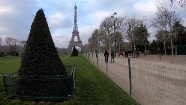 Paris França Janeiro 2018 Champ Mars Torre Eiffel Dia Inverno — Vídeo de Stock