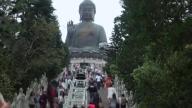 Lantau Adası, Hong Kong-09 Nisan 2013: Timelapse Lantau Adası 'ndaki Büyük Buda (Tian Tan Buddha), Hong Kong 2013.
