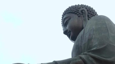 Lantau Adası 'ndaki Büyük Buda (Tian Tan Buddha), Hong Kong 2013.