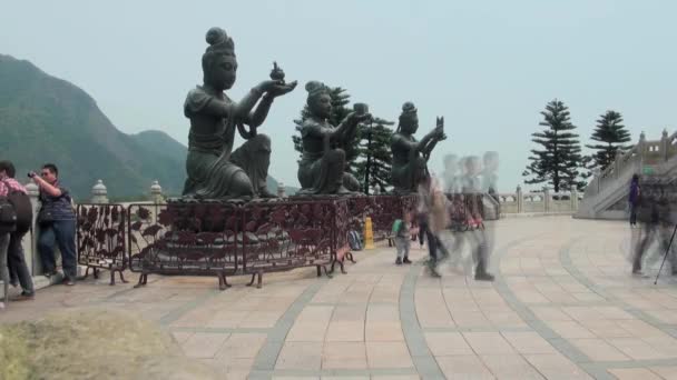 Lantau Island Hongkong April 2013 Timelapse Buddhistic Statues Praising Big — Stock Video