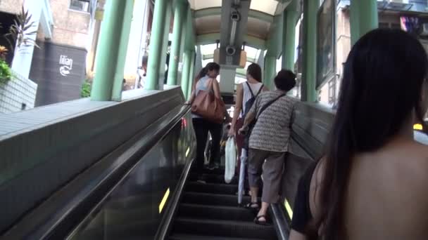 Hongkong Septembre 2014 Personnes Utilisant Escalator Quartier Soho Proximité Lan — Video