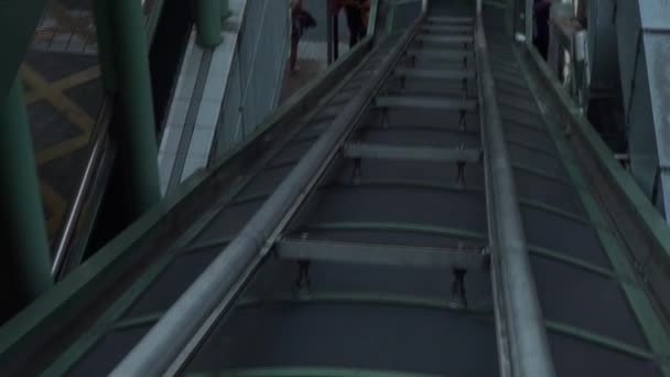 Hongkong Septembre 2014 Personnes Utilisant Escalator Quartier Soho Proximité Lan — Video