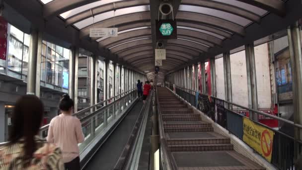 Hongkong September 2014 People Using Escalator Soho District Nearby Lan — Stock Video