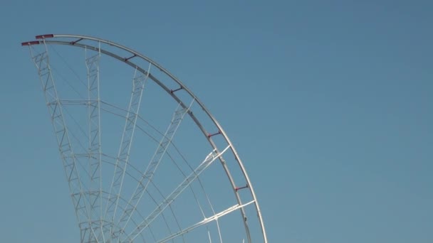 Hongkong Setembro 2014 Trabalhadores Cima Andaimes Construir Ferris Wheel Mechanics — Vídeo de Stock