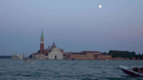 Венеция Италия Сентября 2018 Года Slow Motion People Boat Travel — стоковое видео