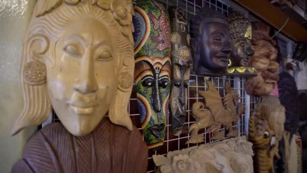Kuala Lumpur Malezja Kwietnia 2018 Ręcznie Robiona Afrykańska Maska Rzemieślnicza — Wideo stockowe