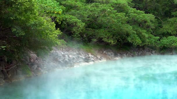 Slow Motion Burbujeante Grandes Aguas Termales Naturales Taiwán Piscinas Agua — Vídeos de Stock