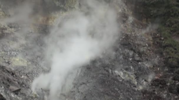 Fumarole Nella Montagna Qixing Nel Centro Del Parco Nazionale Yangmingshan — Video Stock