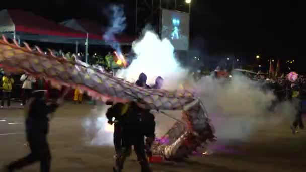 Miaoli Tayvan Şubat 2017 Hakka Ejderha Bombalama Dansı Tayvan Festivali — Stok video