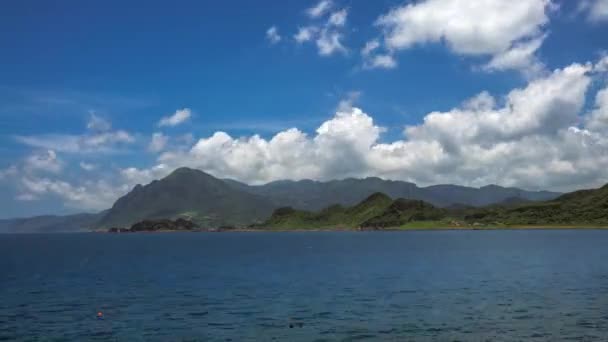 Belle Intemporelle Montagne Verte Nuages Dans Île Tropicale Taiwan Paysage — Video