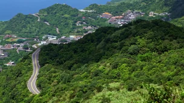 Motosiklet Keelung Dağ Yolunda Ilerliyor New Taipei Boş Bir Yolda — Stok video
