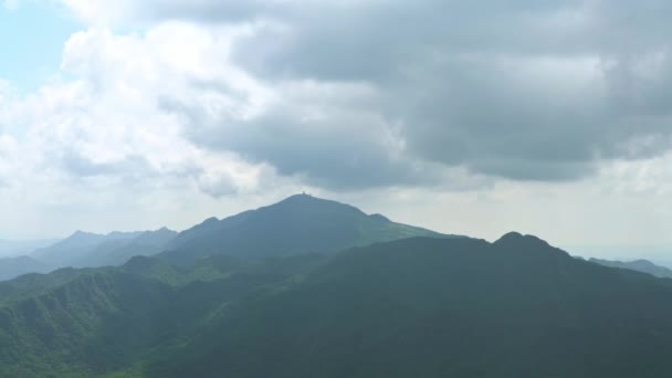 Verhoogd Uitzicht Bergen Wufenshan Bewolkte Dag Prachtige Berg Fen Shan — Stockvideo