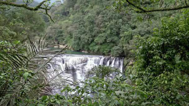Slavný Shifen Vodopád Nachází Řece Keelung Okrese Pingxi New Taipei — Stock video