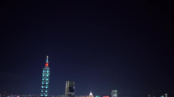 Verhoogd Uitzicht Het Landschap Gebouw Taipei 101 Nachts Van Olifant — Stockvideo