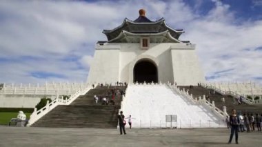 Taipei, Tayvan-04 Kasım 2015: Hypertimelapse 4k heykeli 