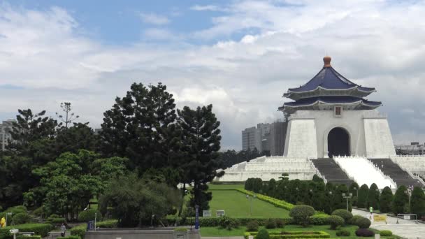 Majestoso Monumento Chiang Kai Shek Memorial Hall Belo Dia Ensolarado — Vídeo de Stock