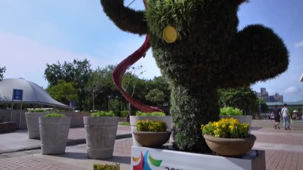 Taipei Taiwan August 2017 Bravo Bear Universiade Mascot 2017 Διεθνής — Αρχείο Βίντεο