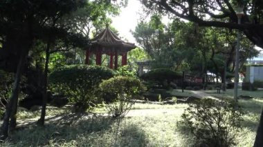 Taipei City, Tayvan 4K-Dan 'in bir parkındaki güzel Çin pavyonu