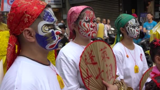 Taipei Taiwan May 2017 Procession Guard Face Painting Taiwan Festivals — Stock Video