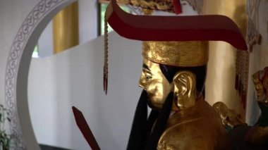 Tamsui 'deki Tian Yuan Tapınağı' nın yanında 4K farklı Taocu tanrılar. Pagoda Cennetin Tapınağı olarak da bilinir.