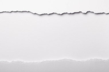 Beyaz kağıt renkli arka plan metin için yer ile sökük