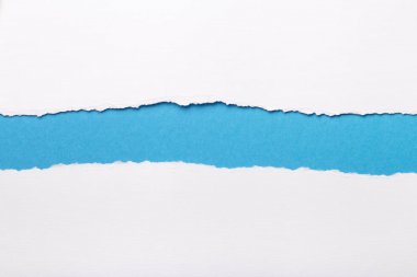 Beyaz kağıt renkli arka plan metin için yer ile sökük