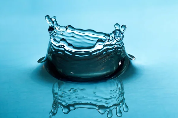 Corona de agua, fondo de salpicadura de agua — Foto de Stock
