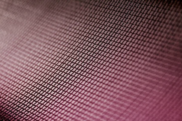 Latar belakang tekstur mesh logam, pola material, gradien pink — Stok Foto