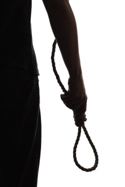Beyaz izole edilmiş bir arka planda ipli bir adamın silüeti, konsept yaşam hatası, asılarak intihar edecek biri.