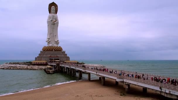 Nanshan Cultural Park Hainan China Turistas Devotos Estatua Diosa Misericordia — Vídeos de Stock