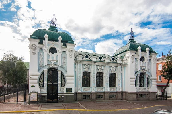 Gebäude der Heimatgeschichte im Jugendstil — Stockfoto