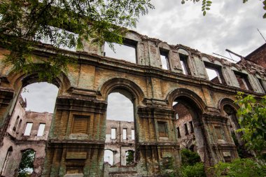 Mariupol 'deki eski terk edilmiş sinagog, Donetsk oblast, Ukrayna