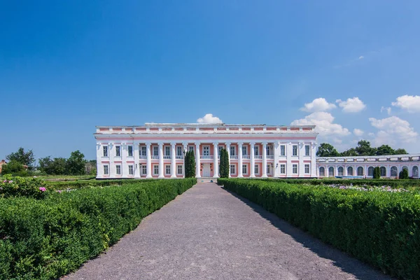 乌克兰文尼西亚州Tulczyn的Potocki宫 图库图片