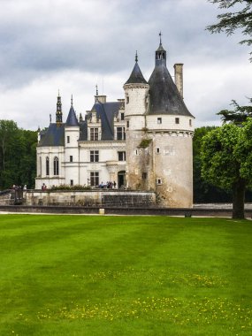 Profili obn Chenonceau castle